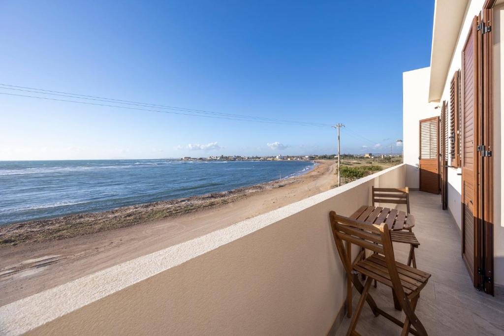Terrazza affacciata sulla spiaggia di Petrosino